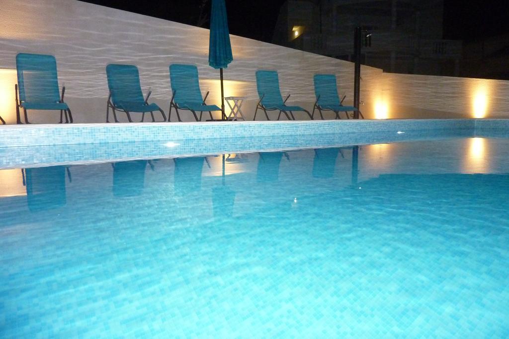 Apartments Villa Laguna With Pool Ražanj Camera foto